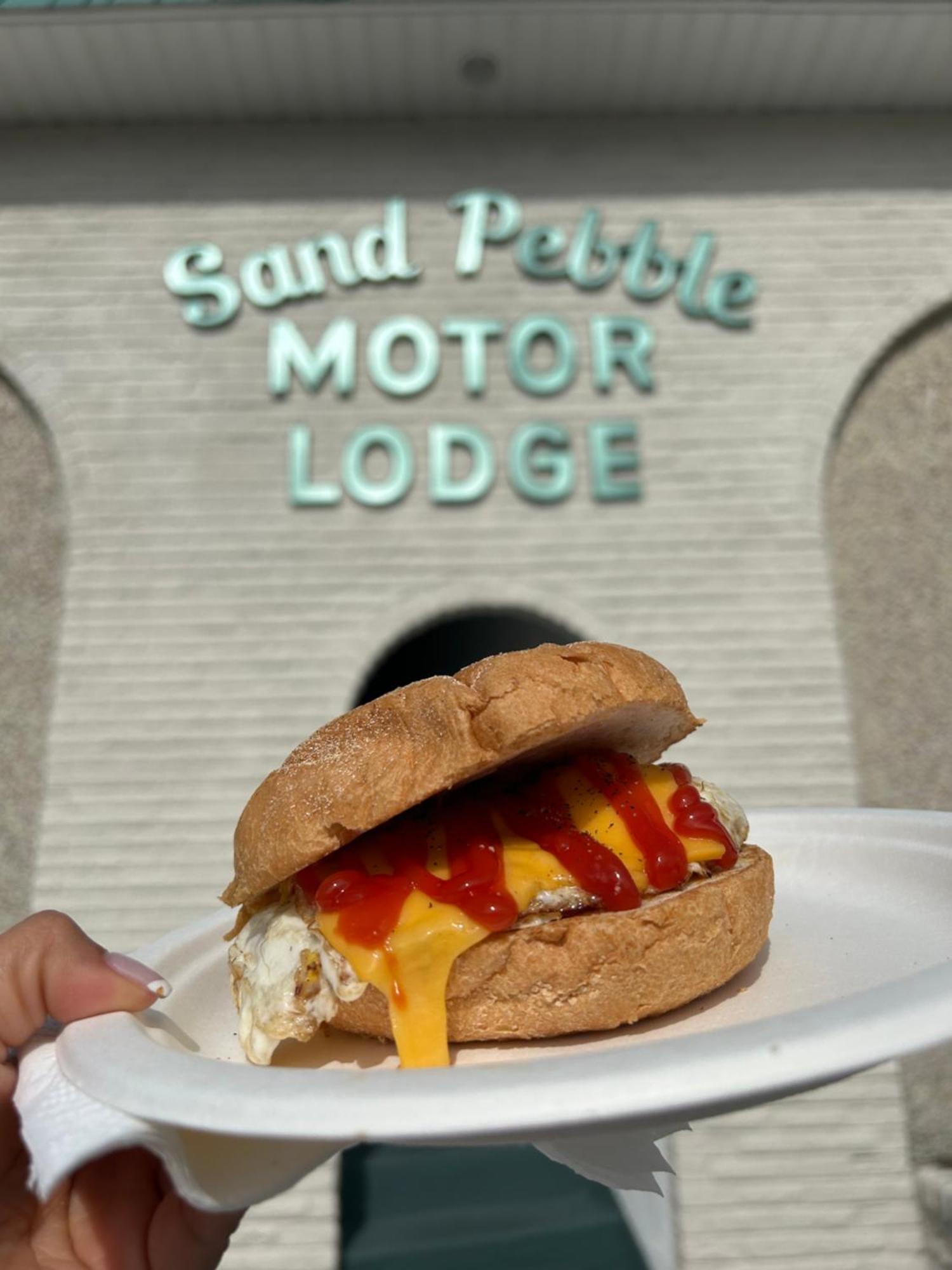Sand Pebble Motor Lodge พอยท์เพลสเซนท์บีช ภายนอก รูปภาพ