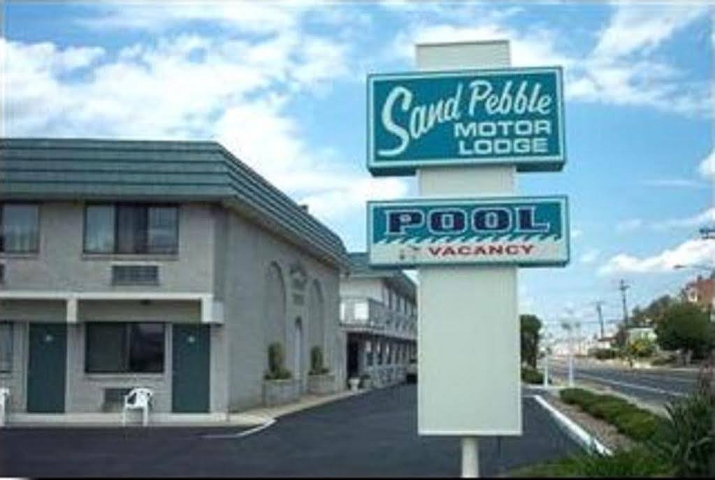 Sand Pebble Motor Lodge พอยท์เพลสเซนท์บีช ภายนอก รูปภาพ